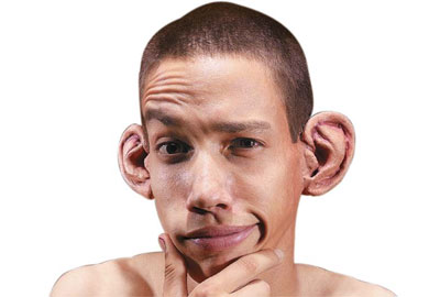 человек с большими ушами