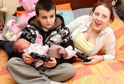 самый молодой папа в мире